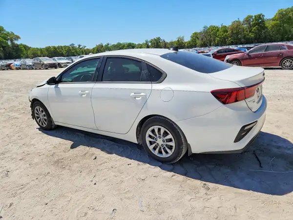 3KPF24AD8ME339826 2021 KIA FORTE - Image 2