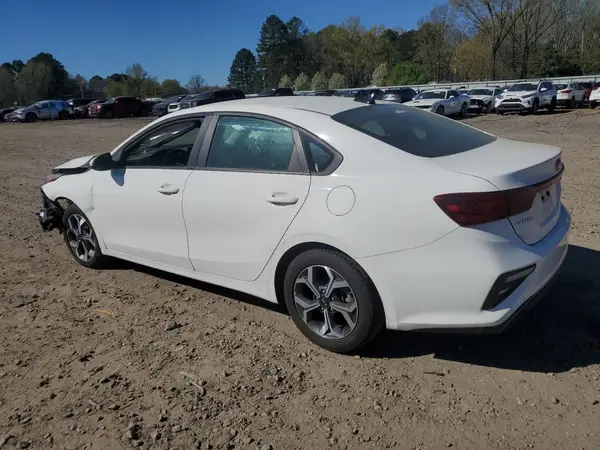 3KPF24AD8ME340278 2021 KIA FORTE - Image 2