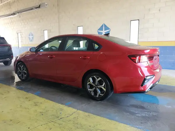 3KPF24AD8ME344802 2021 KIA FORTE - Image 2