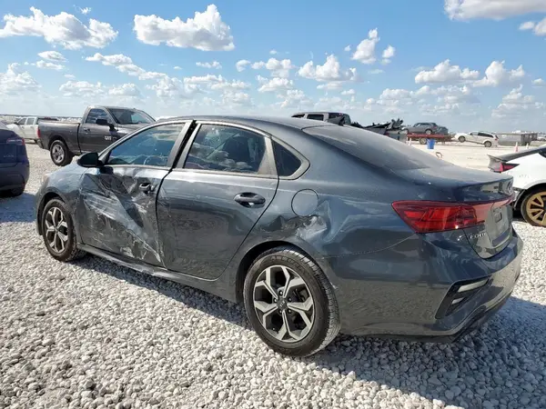 3KPF24AD8ME345111 2021 KIA FORTE - Image 2