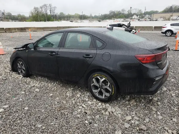 3KPF24AD8ME345979 2021 KIA FORTE - Image 2