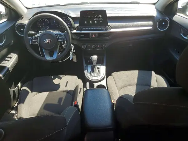 3KPF24AD8ME346890 2021 KIA FORTE - Image 8