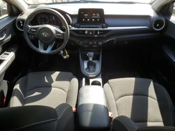 3KPF24AD8ME348008 2021 KIA FORTE - Image 8