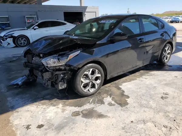 3KPF24AD8ME348963 2021 KIA FORTE - Image 1
