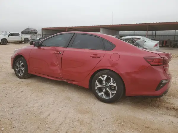 3KPF24AD8ME349885 2021 KIA FORTE - Image 2