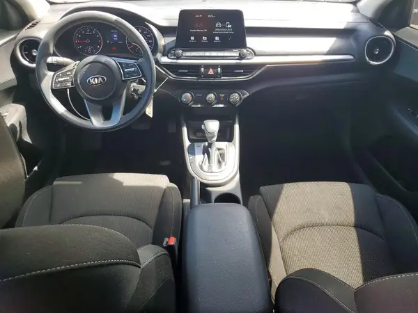 3KPF24AD8ME351846 2021 KIA FORTE - Image 8