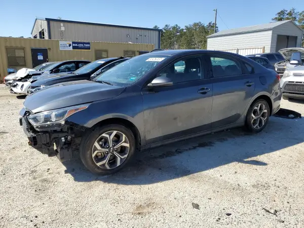 3KPF24AD8ME353256 2021 KIA FORTE - Image 1