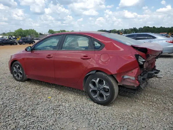 3KPF24AD8ME358943 2021 KIA FORTE - Image 2