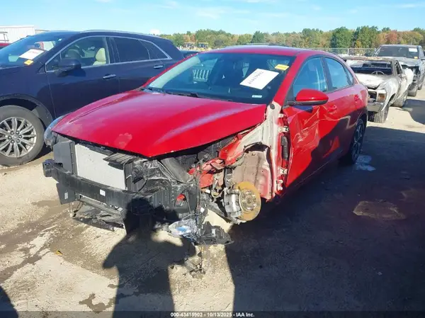 3KPF24AD8ME360076 2021 KIA FORTE - Image 2