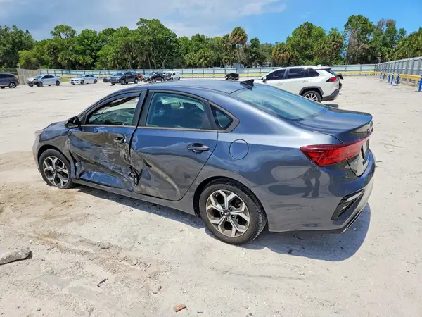 3KPF24AD8ME360871 2021 KIA FORTE - Image 2