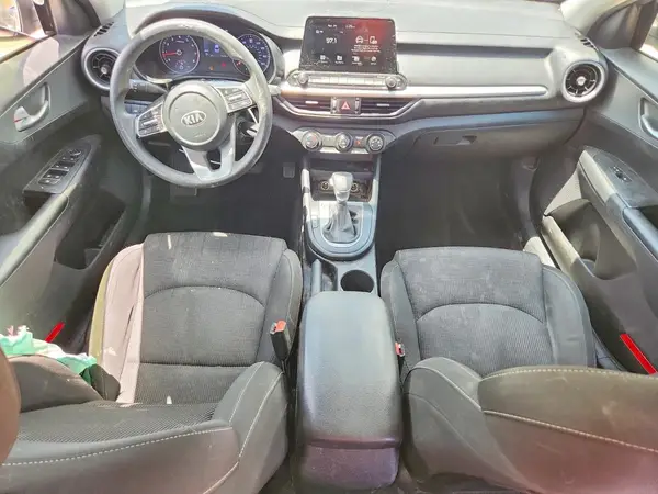 3KPF24AD8ME360871 2021 KIA FORTE - Image 8