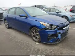 3KPF24AD8ME361373 2021 KIA FORTE