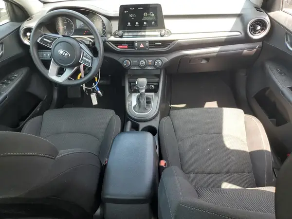 3KPF24AD8ME363138 2021 KIA FORTE - Image 8