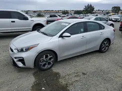 3KPF24AD8ME363978 2021 KIA FORTE