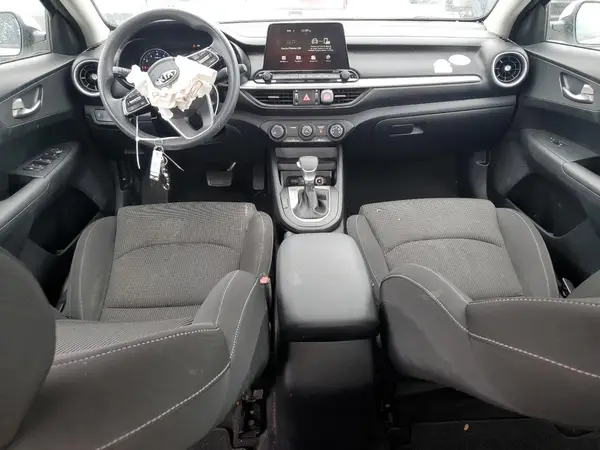 3KPF24AD8ME363978 2021 KIA FORTE - Image 8