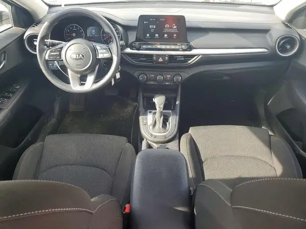 3KPF24AD8ME365004 2021 KIA FORTE - Image 8