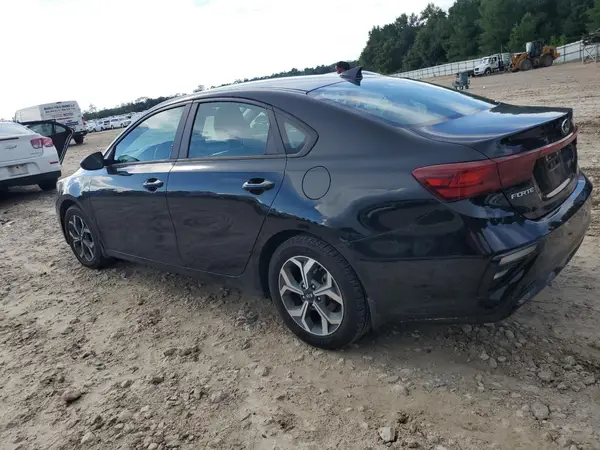 3KPF24AD8ME365116 2021 KIA FORTE - Image 2