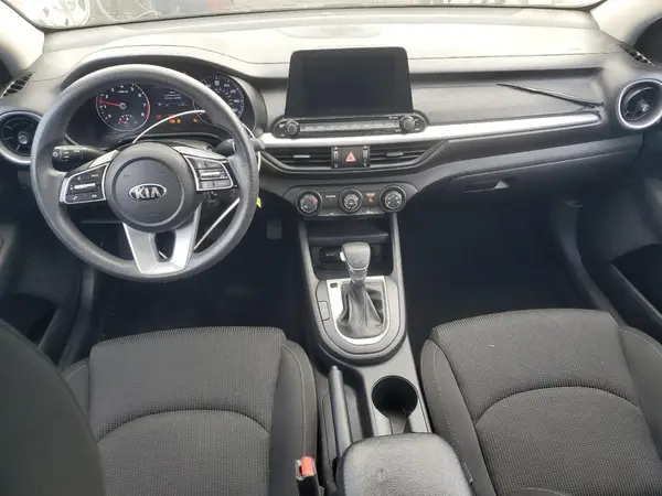 3KPF24AD8ME367402 2021 KIA FORTE - Image 8