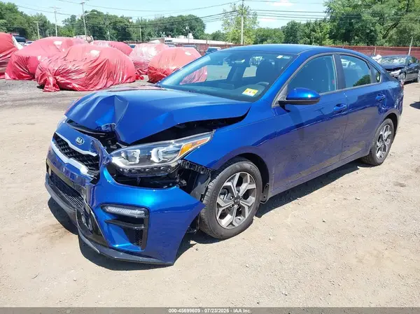 3KPF24AD8ME367836 2021 KIA FORTE - Image 2
