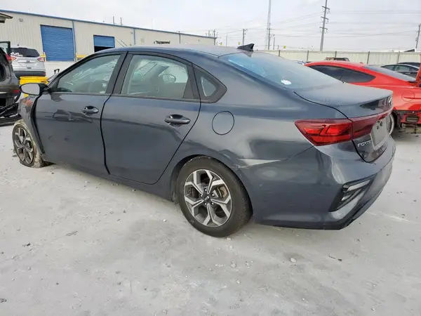 3KPF24AD8ME369960 2021 KIA FORTE - Image 2