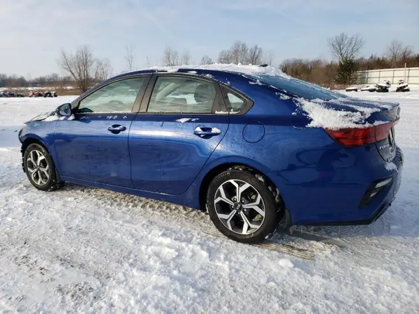 3KPF24AD8ME370364 2021 KIA FORTE - Image 2
