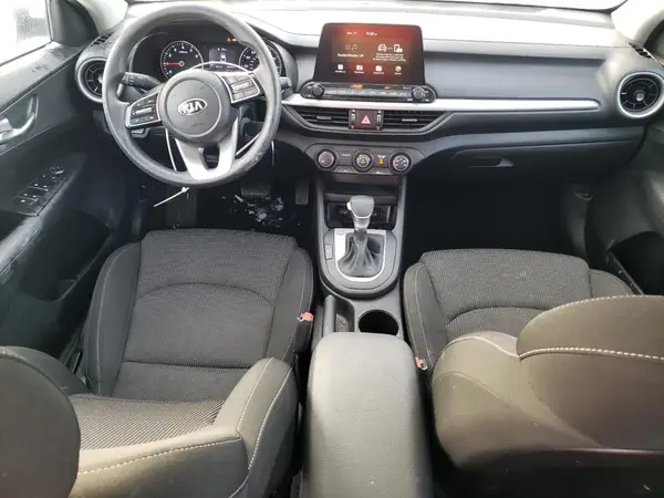 3KPF24AD8ME370364 2021 KIA FORTE - Image 8