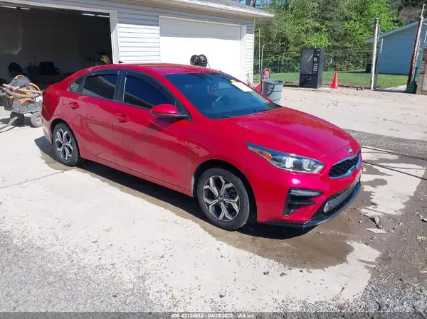 3KPF24AD8ME373412 2021 KIA FORTE - Image 1