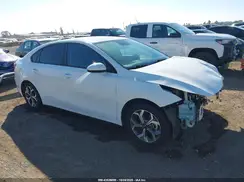 3KPF24AD8ME374978 2021 KIA FORTE