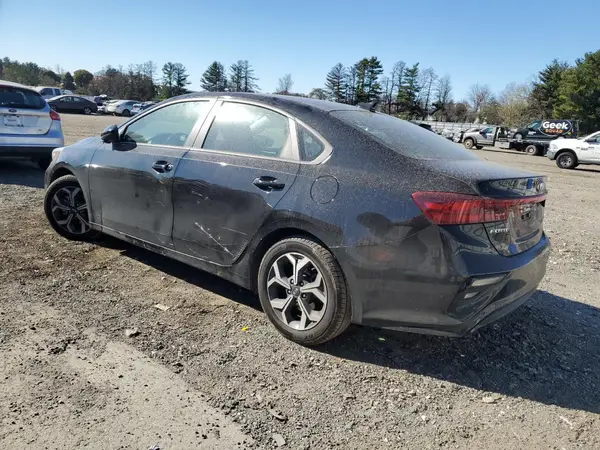 3KPF24AD8ME376343 2021 KIA FORTE - Image 2