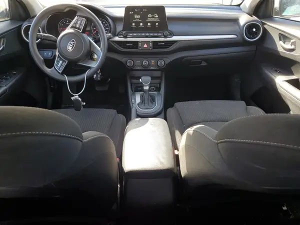 3KPF24AD8ME376343 2021 KIA FORTE - Image 8