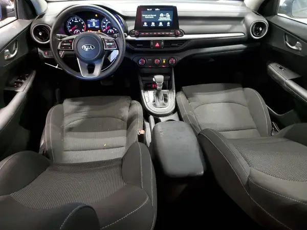 3KPF24AD8ME376892 2021 KIA FORTE - Image 8