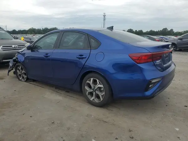 3KPF24AD8ME377878 2021 KIA FORTE - Image 2