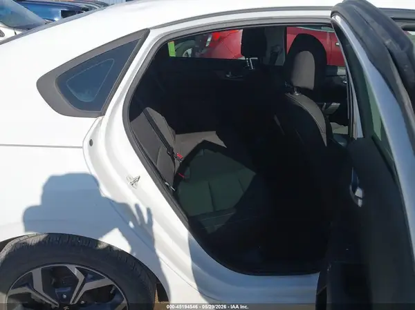 3KPF24AD8ME378805 2021 KIA FORTE - Image 8