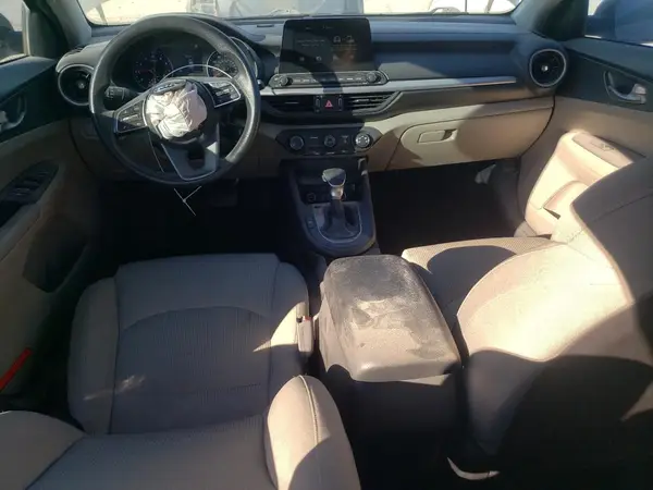3KPF24AD8ME381381 2021 KIA FORTE - Image 8