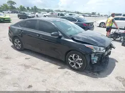 3KPF24AD8ME381400 2021 KIA FORTE