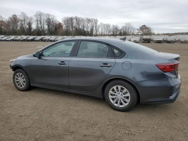 3KPF24AD8ME381705 2021 KIA FORTE - Image 2