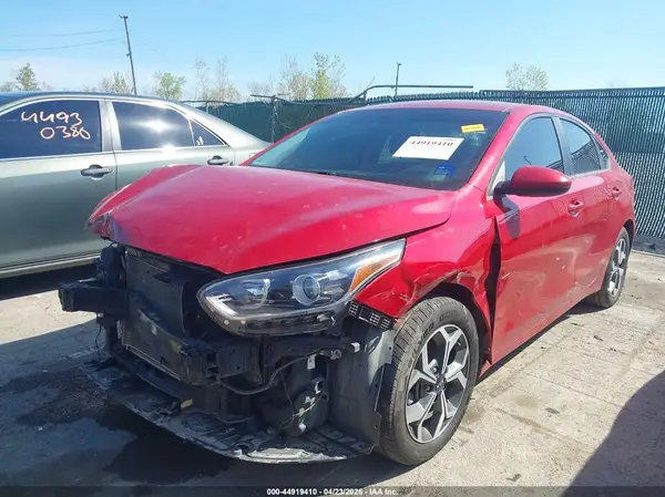 3KPF24AD8ME387701 2021 KIA FORTE - Image 2