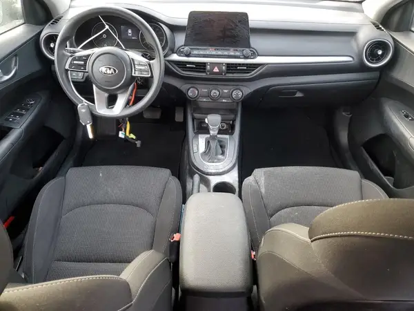 3KPF24AD8ME388041 2021 KIA FORTE - Image 8