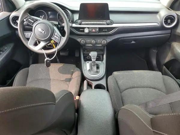 3KPF24AD8ME389237 2021 KIA FORTE - Image 8