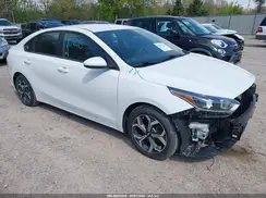 3KPF24AD8ME391523 2021 KIA FORTE