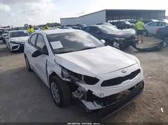 3KPF24AD8ME402004 2021 KIA FORTE