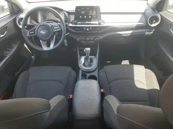 3KPF24AD8ME402584 2021 KIA FORTE - Image 8