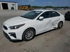 3KPF24AD8ME402715 2021 KIA FORTE