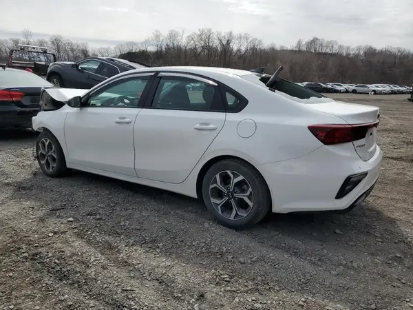 3KPF24AD8ME404934 2021 KIA FORTE - Image 2