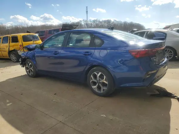 3KPF24AD8ME405789 2021 KIA FORTE - Image 2