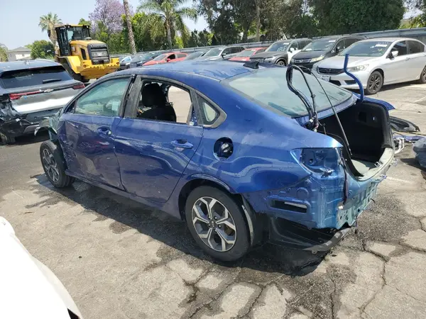 3KPF24AD8ME406523 2021 KIA FORTE - Image 2
