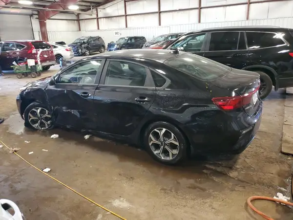 3KPF24AD8ME407137 2021 KIA FORTE - Image 2