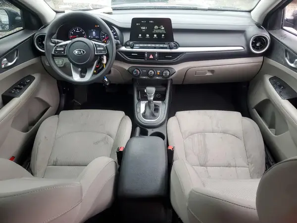 3KPF24AD8ME408420 2021 KIA FORTE - Image 8
