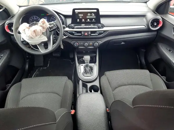 3KPF24AD8ME410121 2021 KIA FORTE - Image 8