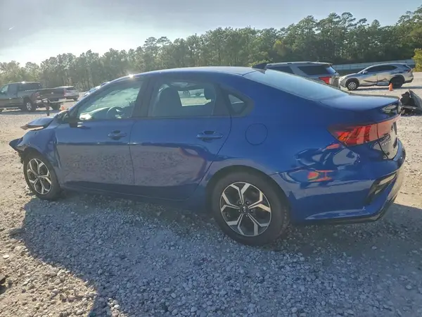 3KPF24AD8ME411219 2021 KIA FORTE - Image 2